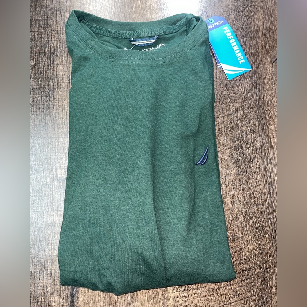 Medium Nautica T-Shirt